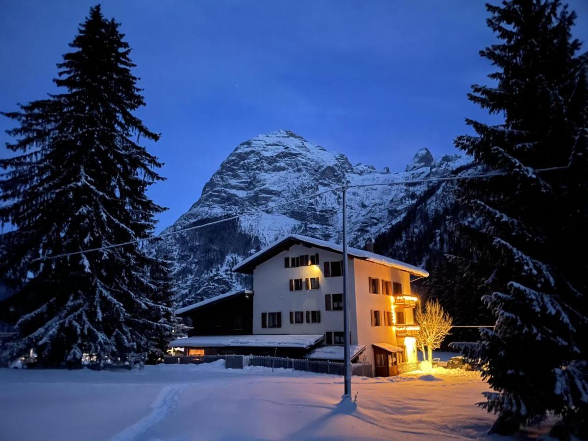 Stabiziane Al Cervo Albergo - Hotel المظهر الخارجي الصورة